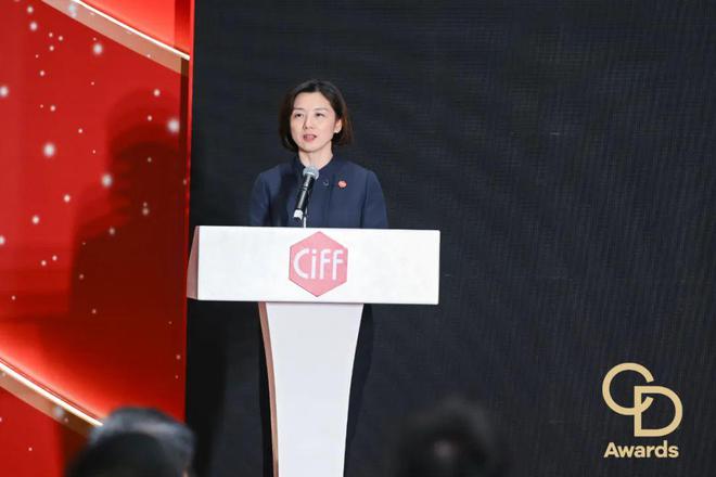 华钻之星」颁奖典礼（民用家具展专场）盛大举办mg不朽情缘平台网站CIFF广州 2025「(图7)